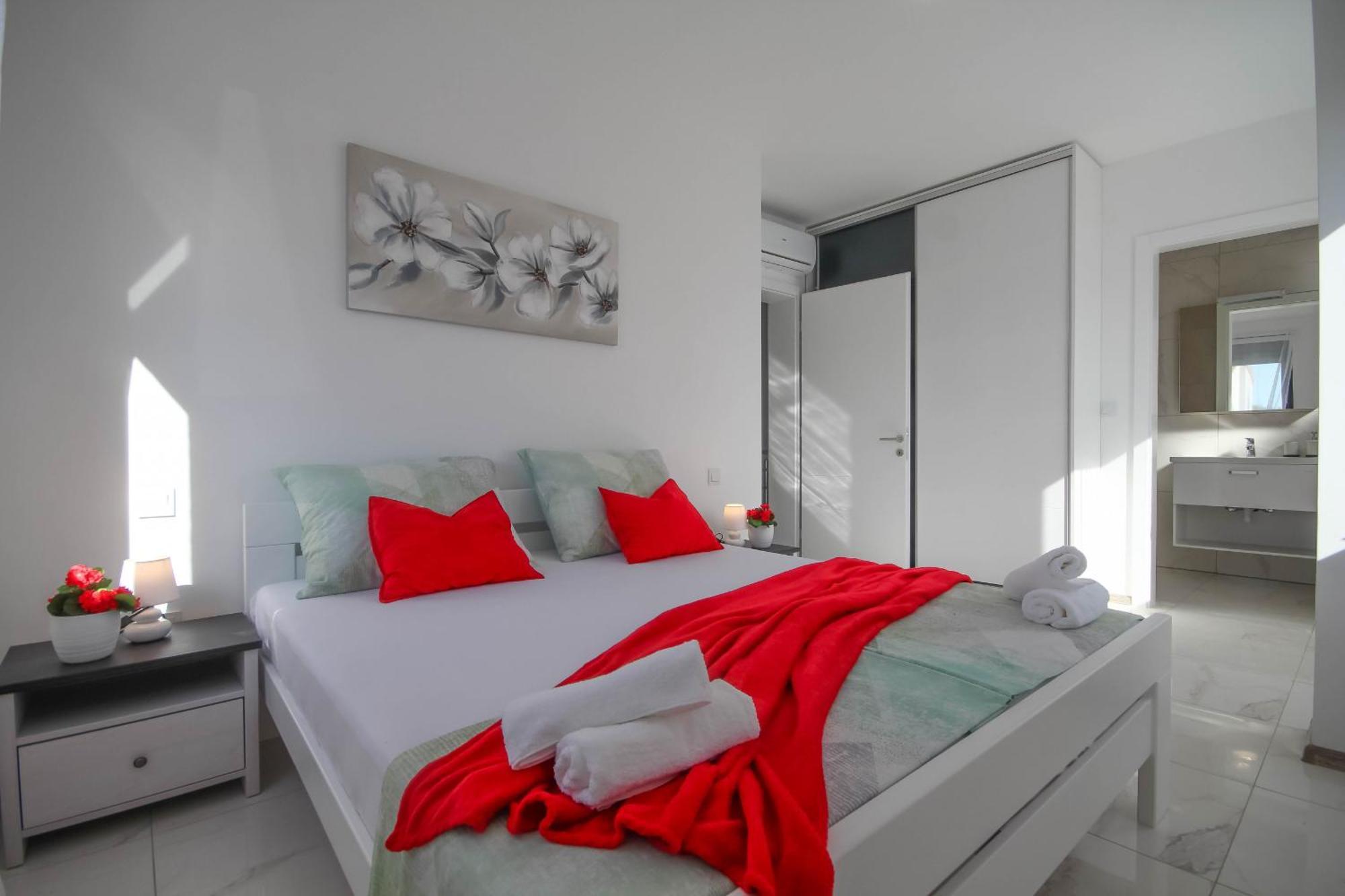 Villa Essenza Vita In Vodice Only 650 Meters From The Beach Екстериор снимка